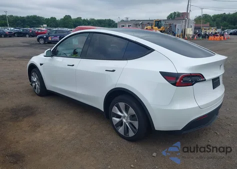 2023 Tesla Model Y из США, поврежденный, VIN 7SAYGDEE9PF684846